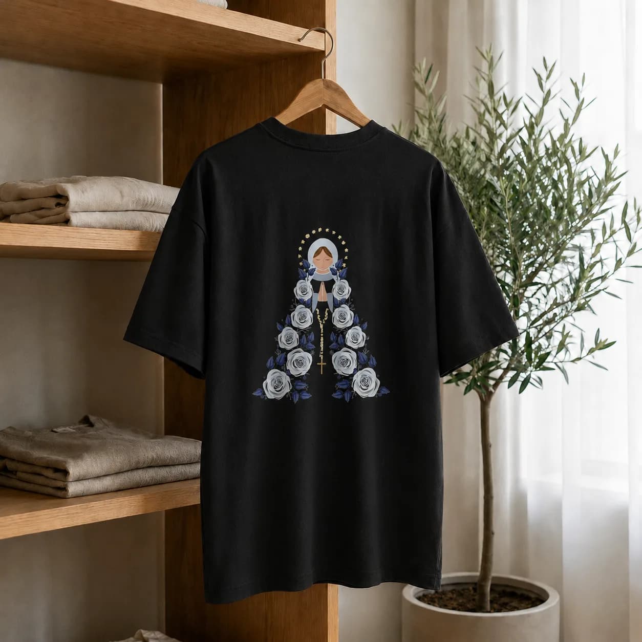 Camiseta Nossa Senhora das Rosas — foto 1